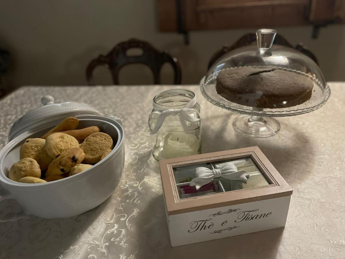 Beb Montefratta Bed & Breakfast Fratta Terme Bagian luar foto