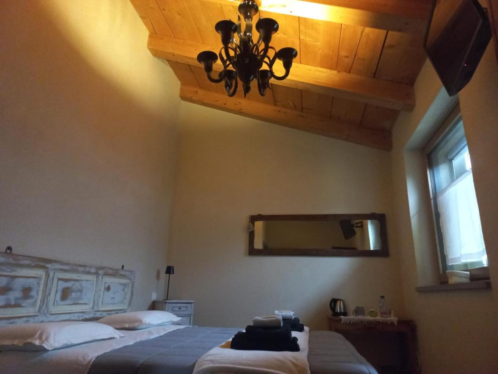 Beb Montefratta Bed & Breakfast Fratta Terme Bagian luar foto